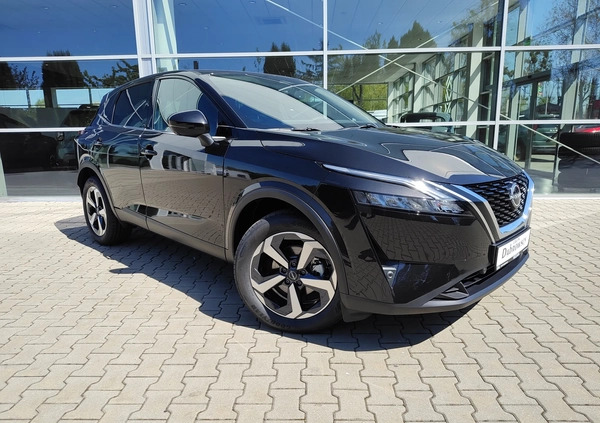 Nissan Qashqai cena 123900 przebieg: 10, rok produkcji 2022 z Pleszew małe 172